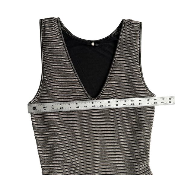 Knitted & Knotted Anthro Textured Metallic Sleeveless Silver Sweater Dress L - Picture 6 of 8